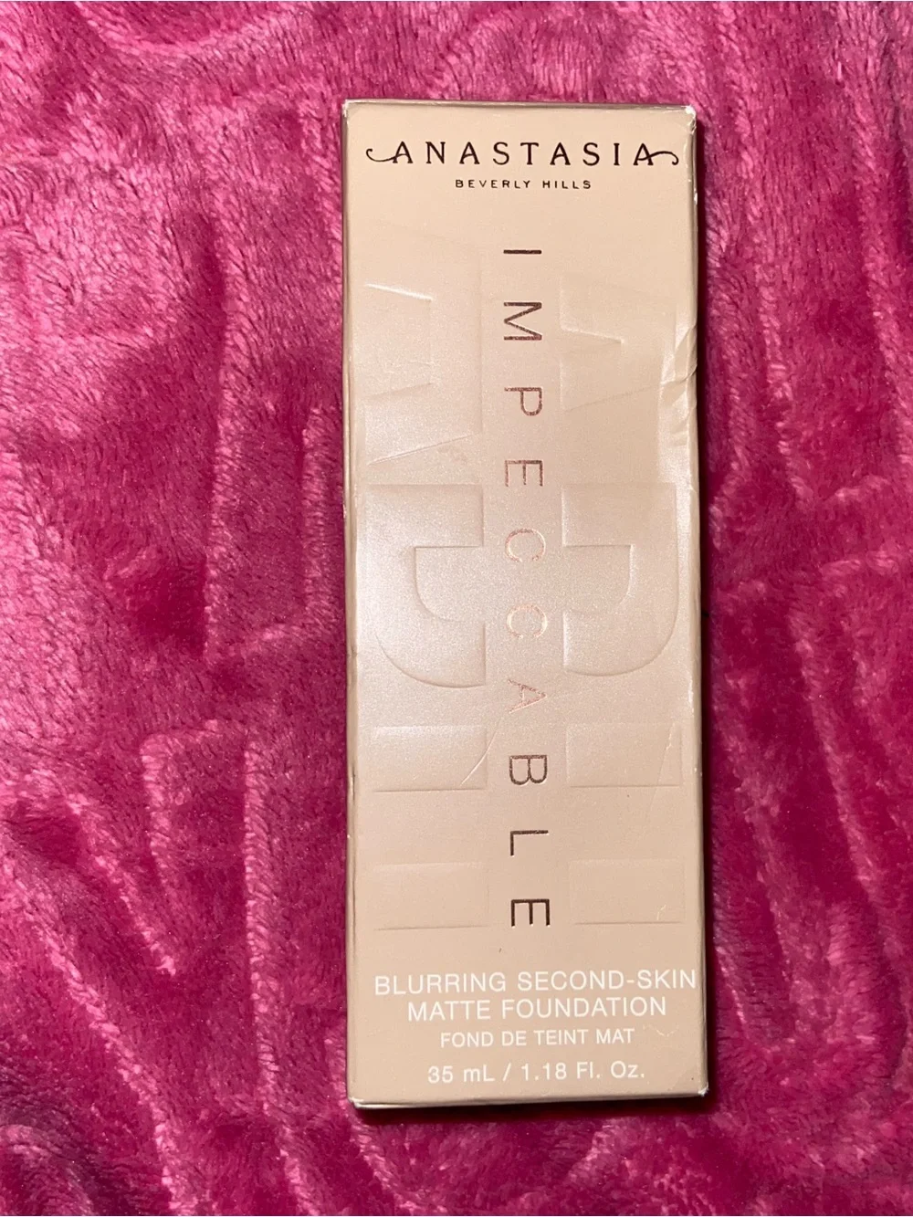Anastasia Beverly Hills Impeccable Foundation in ‘6W’